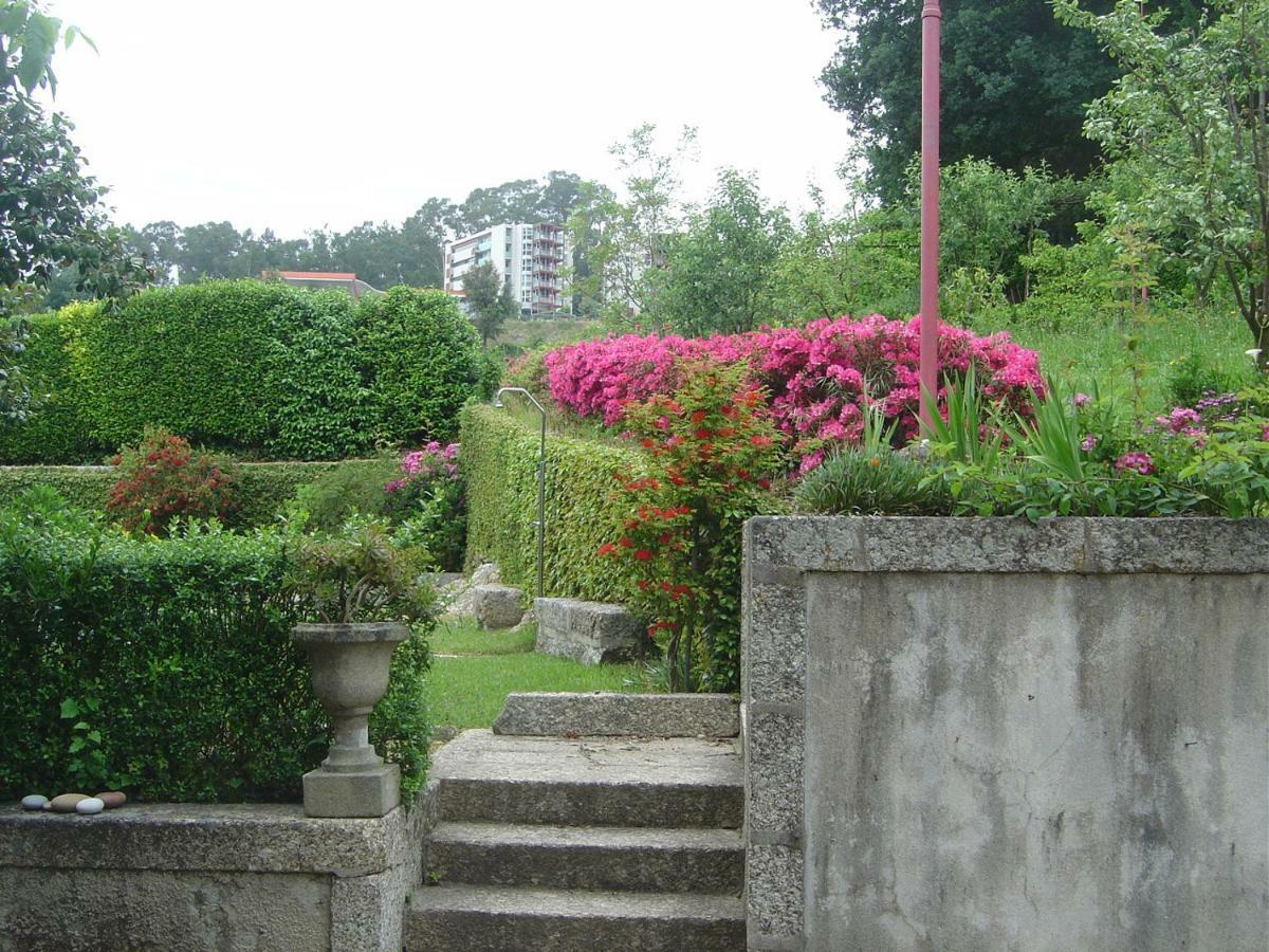 Casa Da Espinhosa Bed & Breakfast กิมาไรส์ ภายนอก รูปภาพ